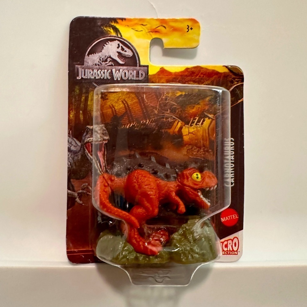 Jurassic World Mattel Micro Collection Figures 2021 NEW carnotaurus NIP